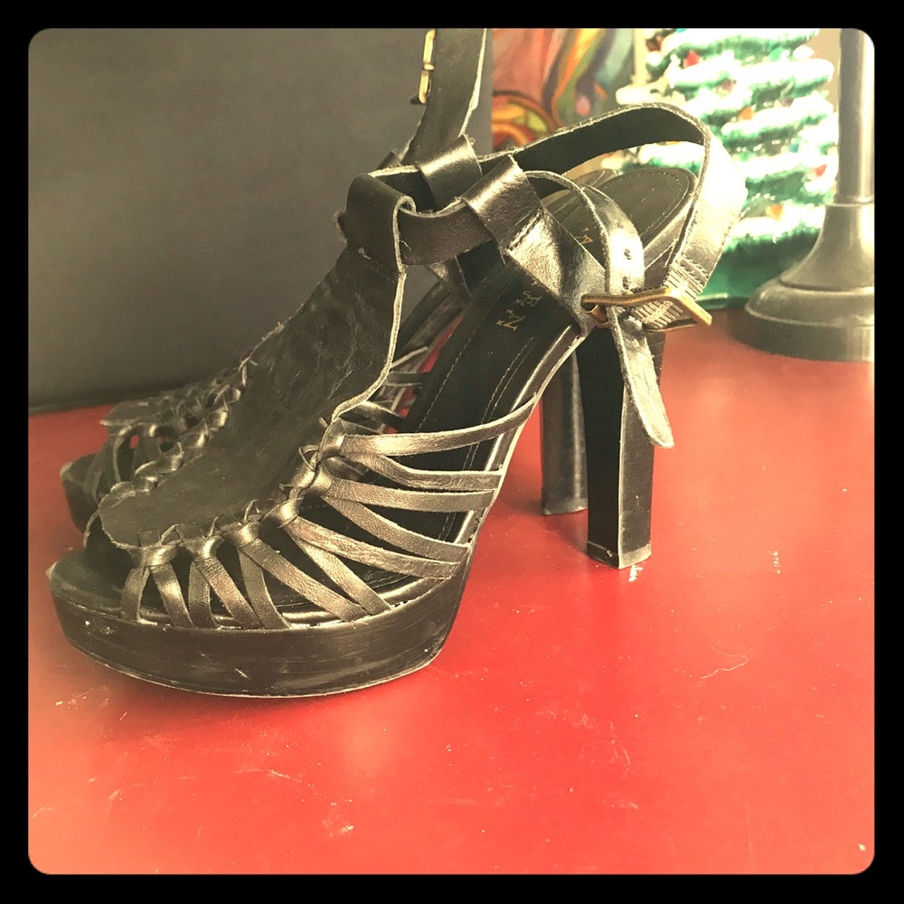 Ralph Lauren Leather Heels size 6.5
